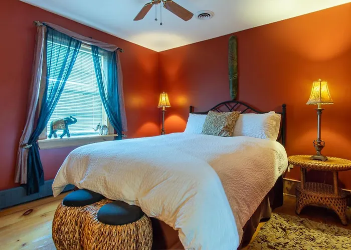 Emilyville Inn